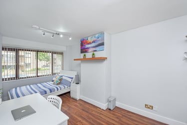 6 bed house, Westferry Road, E14, London, E143AG - Image 4